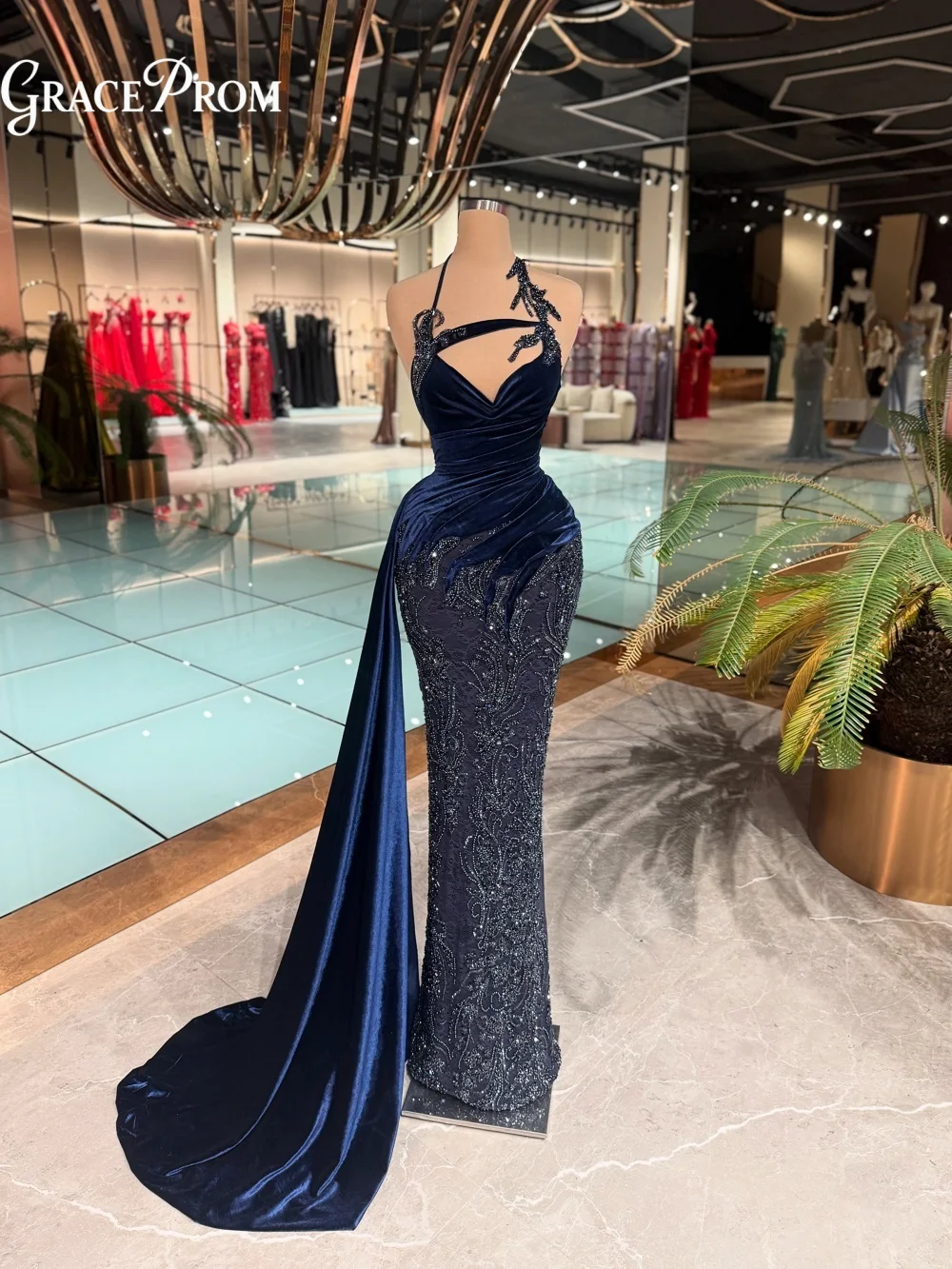 Luxurious Dark Blue Velvet Mermaid Evening Gown 2026 Sparkling Beaded Details Formal Party Dress For Wedding Guests فساتين سهرة
Luxurious Dark Blue Velvet Mermaid Evening Gown 2026 Sparkling Beaded Details Formal Party Dress For Wedding Guests فساتين سهرة