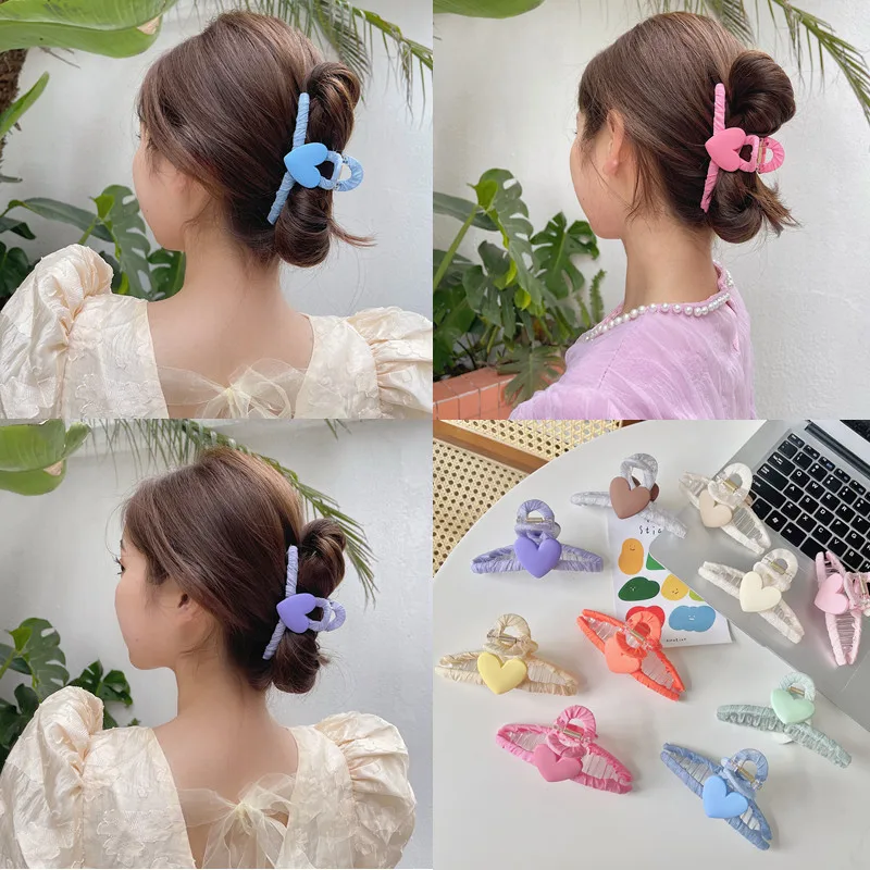 2022 Summer various Candy-colored Heart Shark Clip Hair Clip Girl Heart Hair Claw Korean Fashion Women Hair Accessores
2022 Summer various Candy-colored Heart Shark Clip Hair Clip Girl Heart Hair Claw Korean Fashion Women Hair Accessores