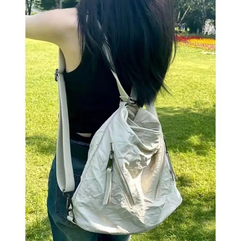 Fashionable Korean style pleated backpack with 10 inch waterproof design
Fashionable Korean style pleated backpack with 10 inch waterproof design