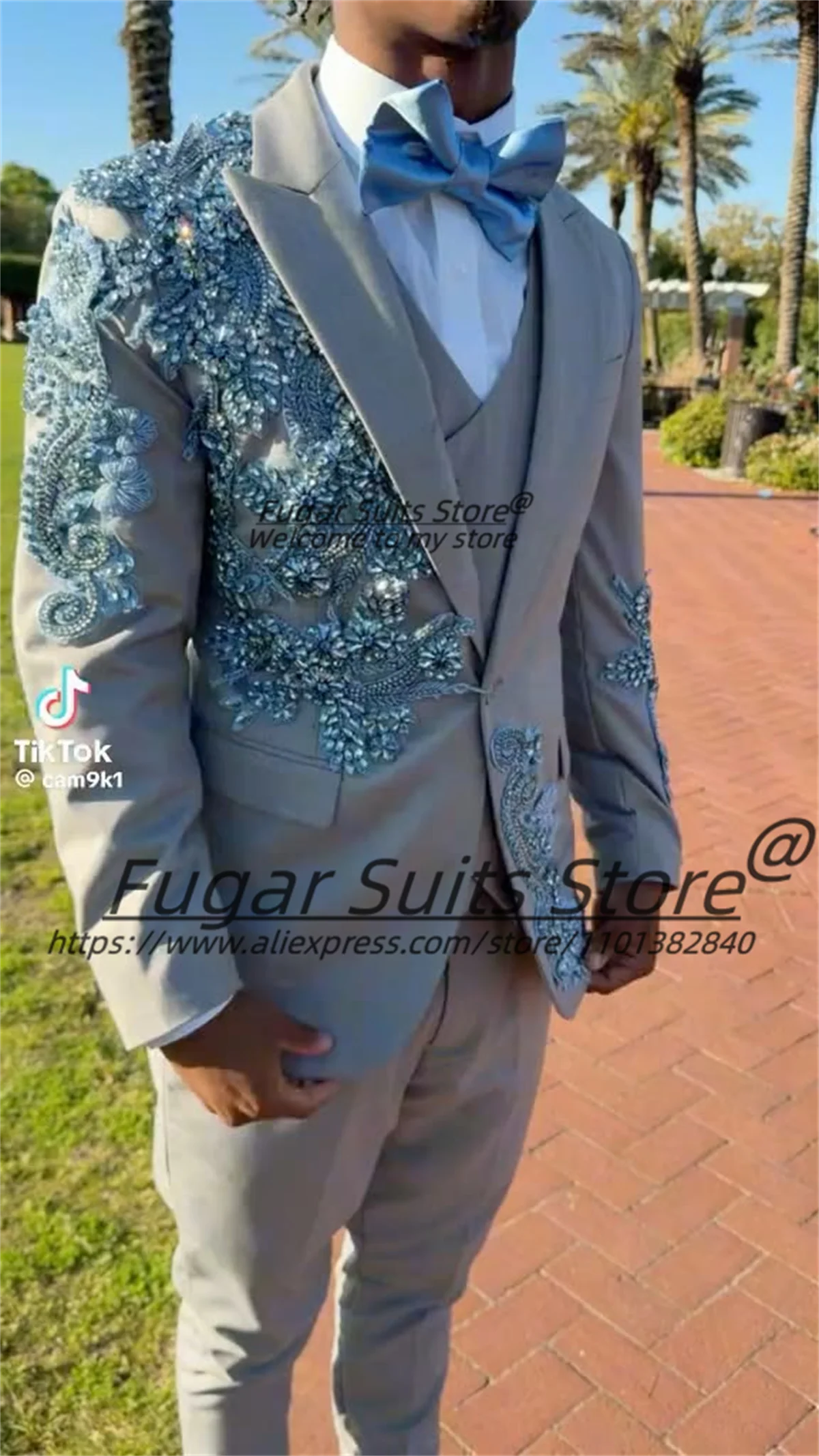 Gorgeous Rhinestone Embroidery Gray Groom Wedding Tuxedos Slim Fit 3 Pieces Sets Male Formal Prom Blazers trajes para hombre
Gorgeous Rhinestone Embroidery Gray Groom Wedding Tuxedos Slim Fit 3 Pieces Sets Male Formal Prom Blazers trajes para hombre