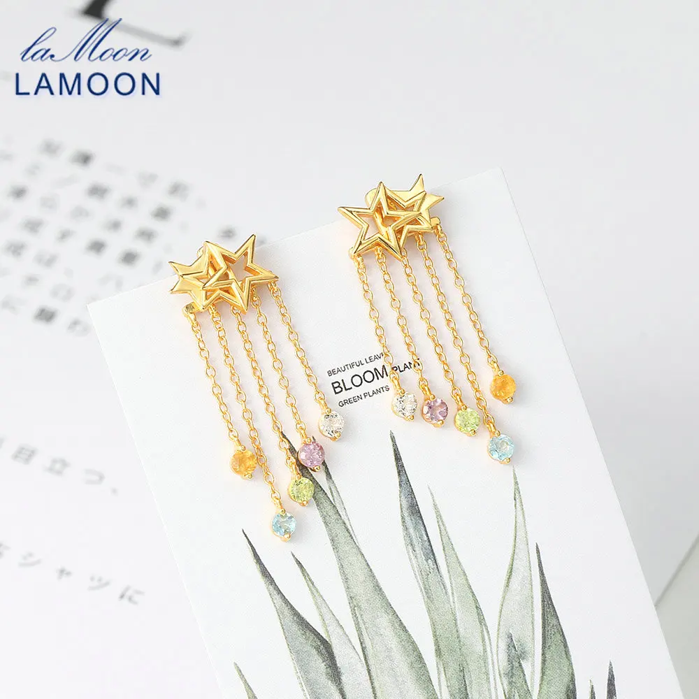 LAMOON 925 стерлингового серебра серьги для женщин, серьги с подвесками в виде звезд из падающая звезда Натуральный топаз драгоценный камень 14K позолоченные ювелирные изделия LMEI115
LAMOON 925 стерлингового серебра серьги для женщин, серьги с подвесками в виде звезд из падающая звезда Натуральный топаз драгоценный камень 14K позолоченные ювелирные изделия LMEI115
