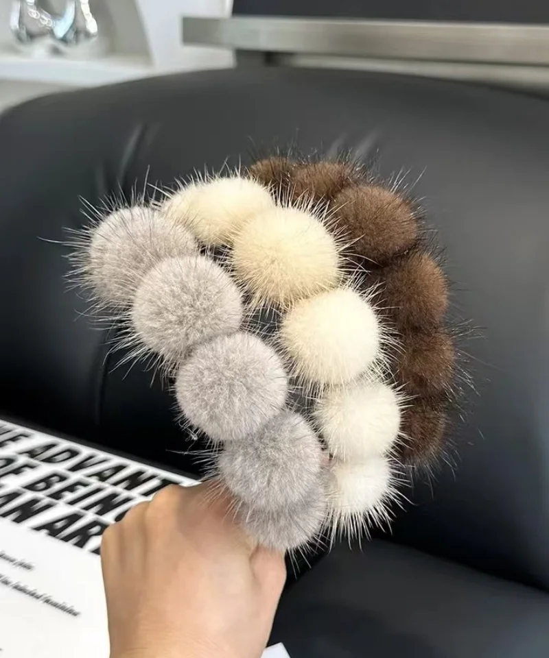100% Real Mink Fur Headbands Women Luxury Winter High Quality Real Fur Hair Band Lady Fashion Hair Hoop Furry Gift Hot Sale
100% Real Mink Fur Headbands Women Luxury Winter High Quality Real Fur Hair Band Lady Fashion Hair Hoop Furry Gift Hot Sale