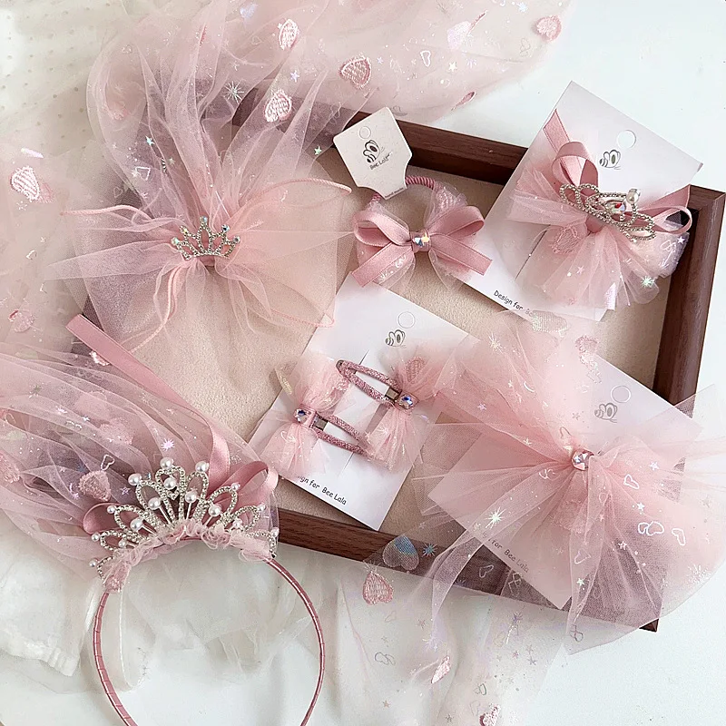 Kids Princess Pink Tulle Hair Clips Set with Crystal Crown Bowknot Hair Accessories for Girls Birthday Party Headwear VG220
Kids Princess Pink Tulle Hair Clips Set with Crystal Crown Bowknot Hair Accessories for Girls Birthday Party Headwear VG220