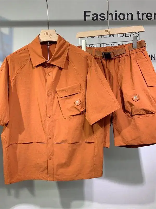 plus Size 300 Pou Summer American Retro Loose Casual Workwear Set Men's Faion irt orts Two-Piece Set for Teens
plus Size 300 Pou Summer American Retro Loose Casual Workwear Set Men's Faion irt orts Two-Piece Set for Teens