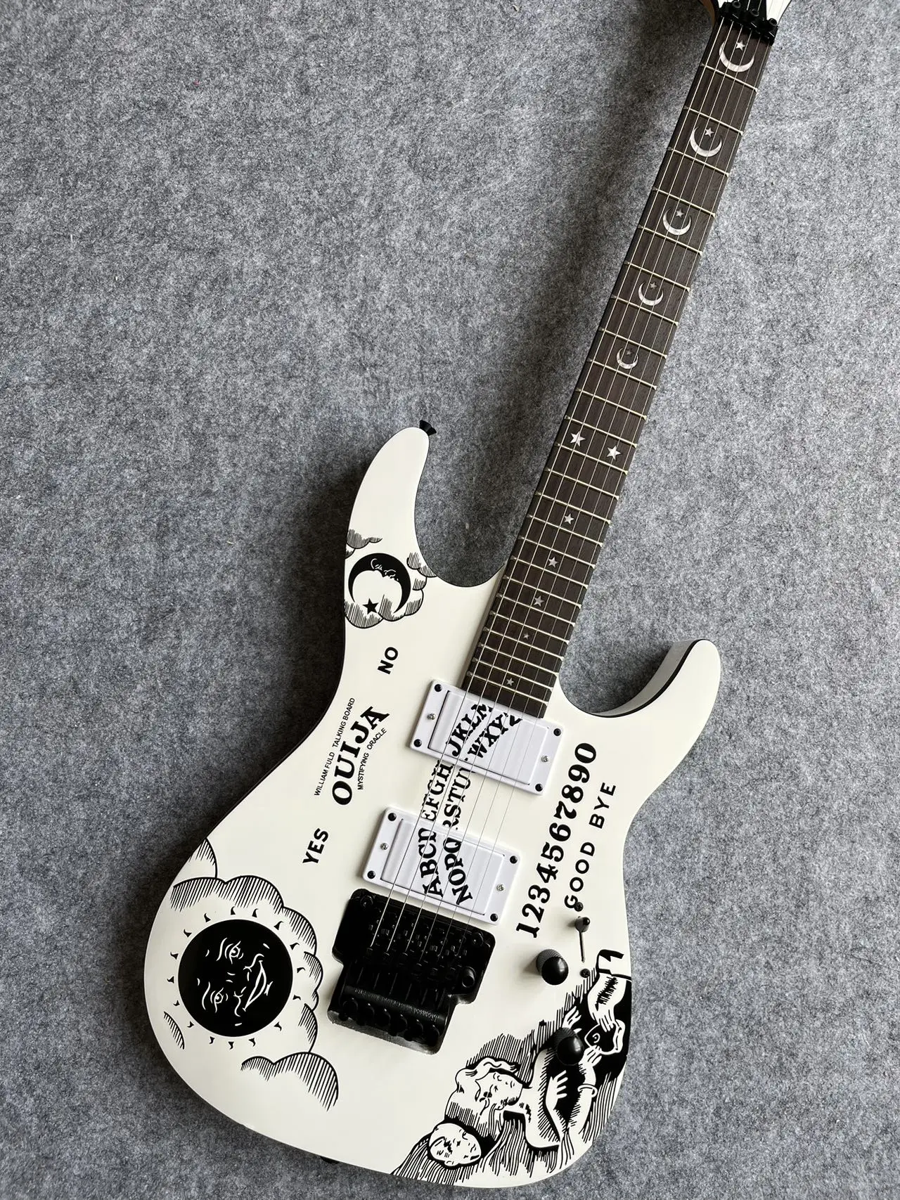 2026 HOT white Kirk Hammett Metallic KH2 M-II Mummy Karloff Tlmummy Guitar
2026 HOT white Kirk Hammett Metallic KH2 M-II Mummy Karloff Tlmummy Guitar