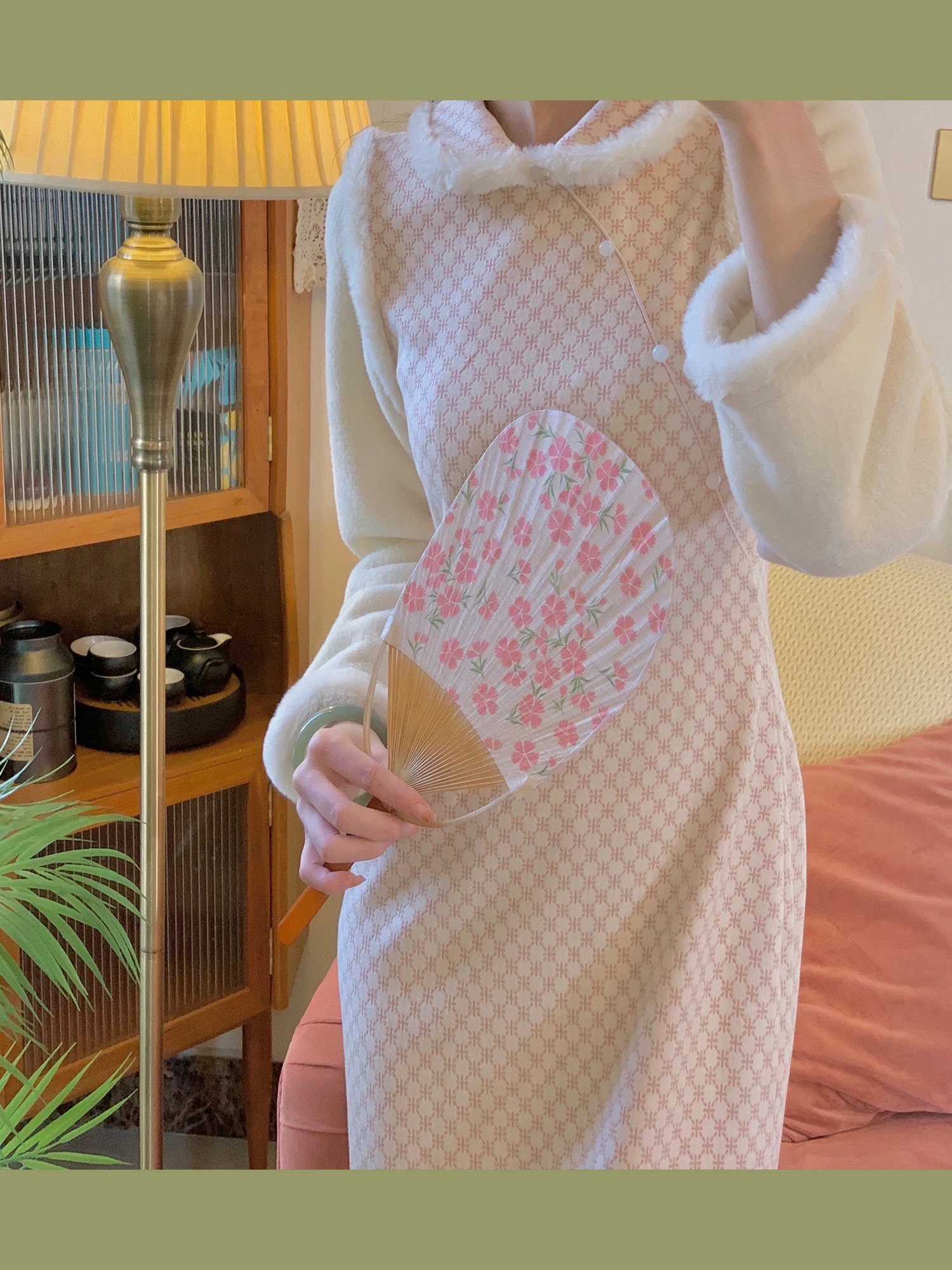 Оригинальный вязаный топ с отложным воротником для милых девушек | Ю Ван Зимняя улучшенная версия | Женская традиционная китайская одежда...
Оригинальный вязаный топ с отложным воротником для милых девушек | Ю Ван Зимняя улучшенная версия | Женская традиционная китайская одежда...