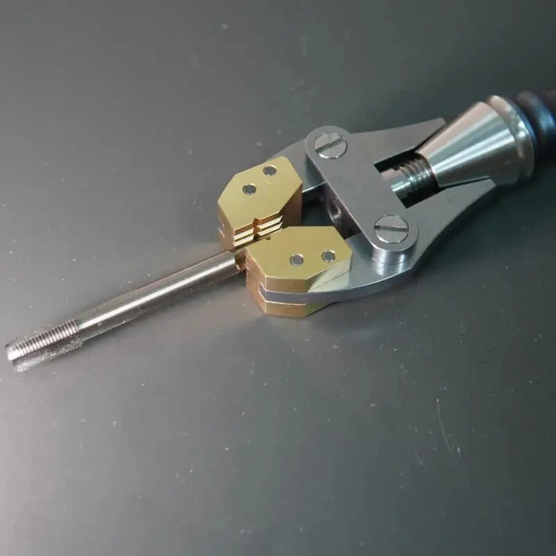 Ювелирные ручные тиски, ручные зажимные тиски для часов, тиски ручной работы, сделай сам
Ювелирные ручные тиски, ручные зажимные тиски для часов, тиски ручной работы, сделай сам