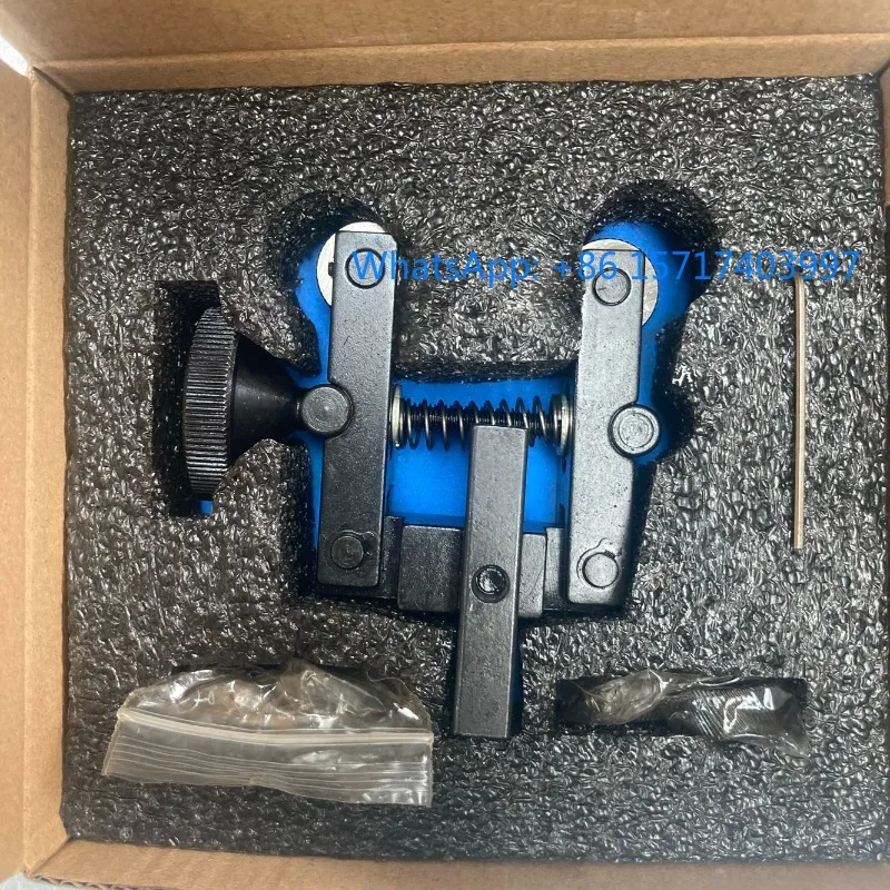 Rolling device set WM210V lathe 0618 small lathe 10MM turning tool dual wheel rolling tool
Rolling device set WM210V lathe 0618 small lathe 10MM turning tool dual wheel rolling tool