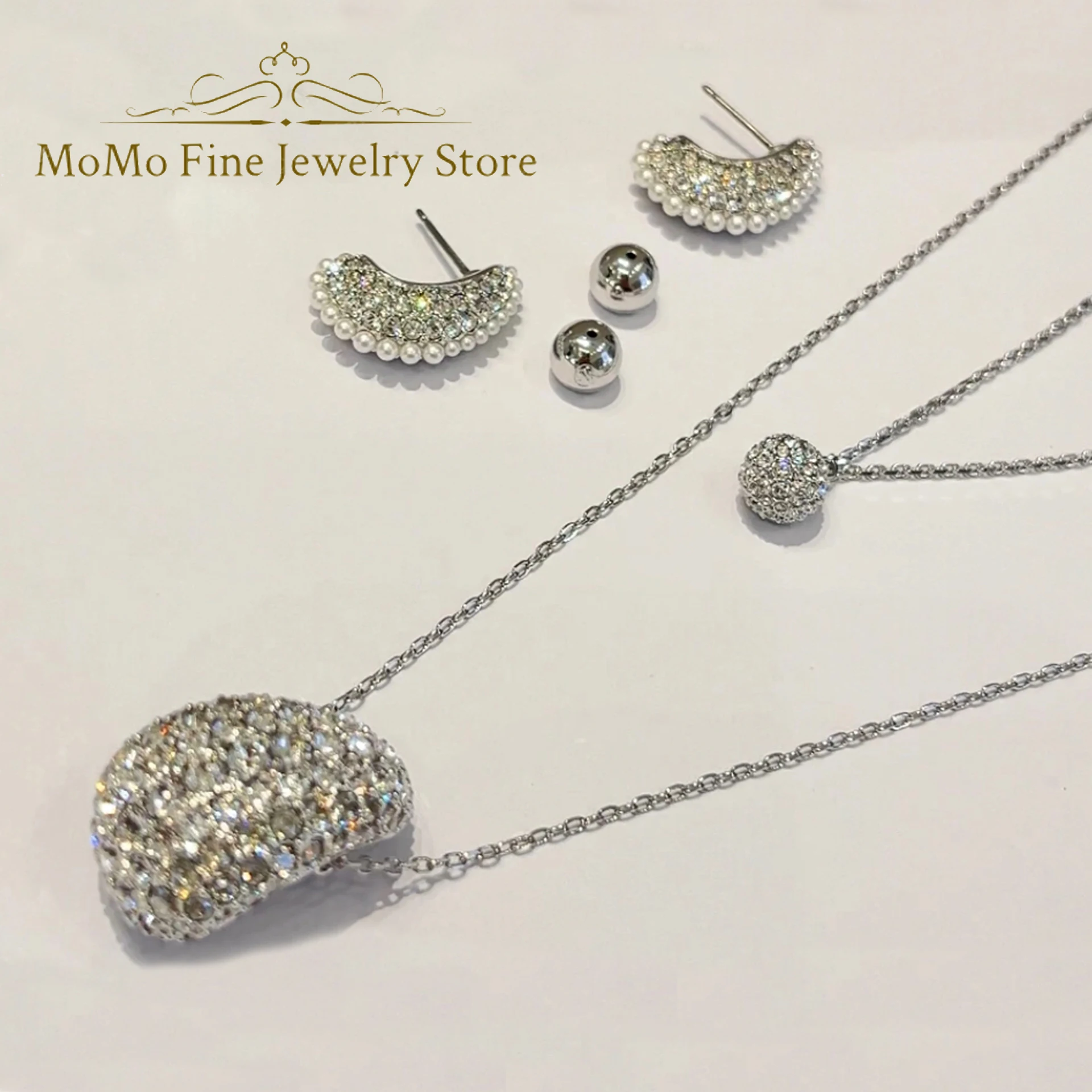 2025 High Quality Fine Party Jewelry Set Charm White Green Geometric Crystal Fashionable Necklace Bracelet Ring Earring ForWomen
2025 High Quality Fine Party Jewelry Set Charm White Green Geometric Crystal Fashionable Necklace Bracelet Ring Earring ForWomen