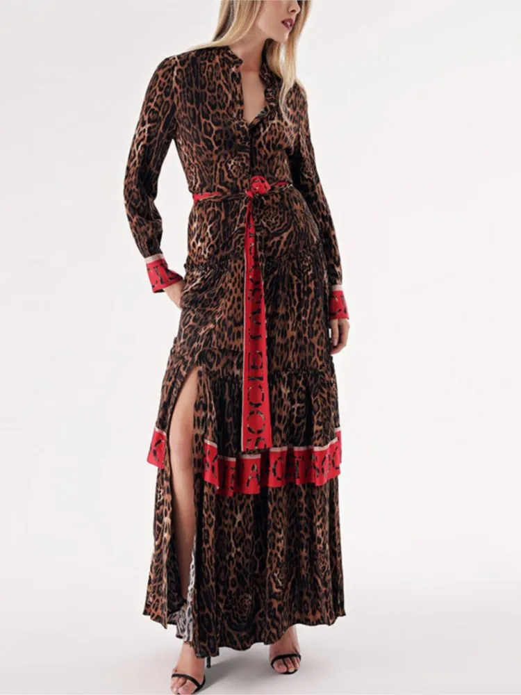 Long-sleeved collar leopard print design stand-up fitted dress with a cinched waist
Long-sleeved collar leopard print design stand-up fitted dress with a cinched waist