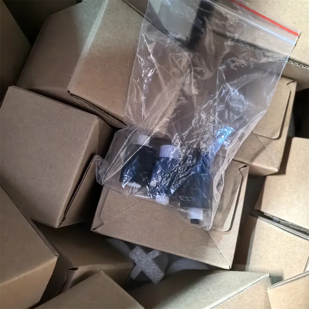 1SET X 302HN06080 302LV94270 Separation Feed Pickup Roller for Kyocera FS2100 FS4100 FS4200 FS4300 M3040 M3145 M3540 M3550 M3560
1SET X 302HN06080 302LV94270 Separation Feed Pickup Roller for Kyocera FS2100 FS4100 FS4200 FS4300 M3040 M3145 M3540 M3550 M3560