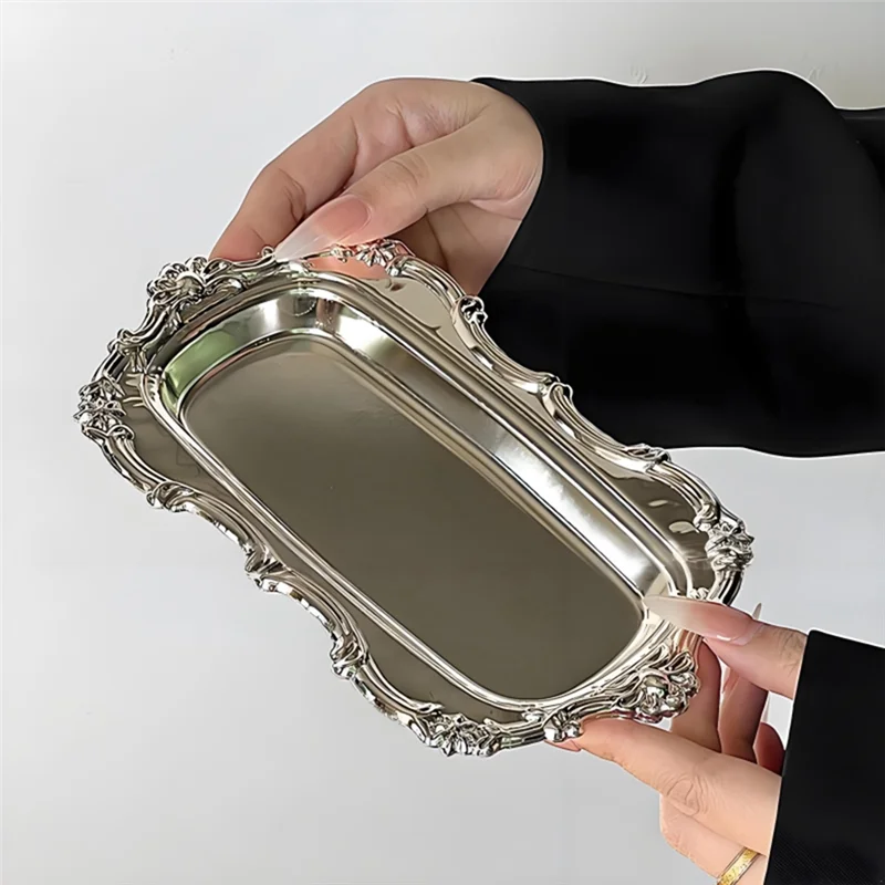 B08B-For Desserts Jewelry Storage Snack Plate Vintage Embossed Stainless Steel Serving Tray Platter For Dining Table Decor 
B08B-For Desserts Jewelry Storage Snack Plate Vintage Embossed Stainless Steel Serving Tray Platter For Dining Table Decor