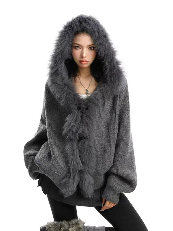 2025 New American Design Large Fur Collar Hoodie Women's Autumn Winter Lazy Style Knitted Cardigan Warmth Comfortable Loose Fit
2025 New American Design Large Fur Collar Hoodie Women's Autumn Winter Lazy Style Knitted Cardigan Warmth Comfortable Loose Fit