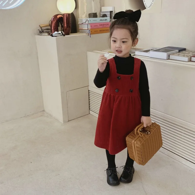 2024 Spring and Autumn Clothing New Girls Vest Skirt Red Korean Skirt Children's Fashion Princess Suspender Skirt
2024 Spring and Autumn Clothing New Girls Vest Skirt Red Korean Skirt Children's Fashion Princess Suspender Skirt