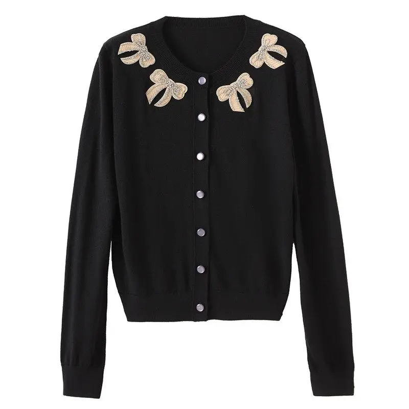 High Quality Knitted Woolen Cardigan with Pearl Embellished Knot Small round Neck Outerwear for Women Commute Style
High Quality Knitted Woolen Cardigan with Pearl Embellished Knot Small round Neck Outerwear for Women Commute Style