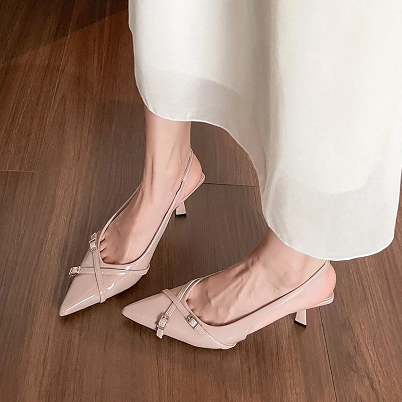 New Trend Low Heels Sandals Women Pointed Head Metal Buckle A Line Pumps Party Banquet Wedding Slingback Ladies Designer Shoes
New Trend Low Heels Sandals Women Pointed Head Metal Buckle A Line Pumps Party Banquet Wedding Slingback Ladies Designer Shoes