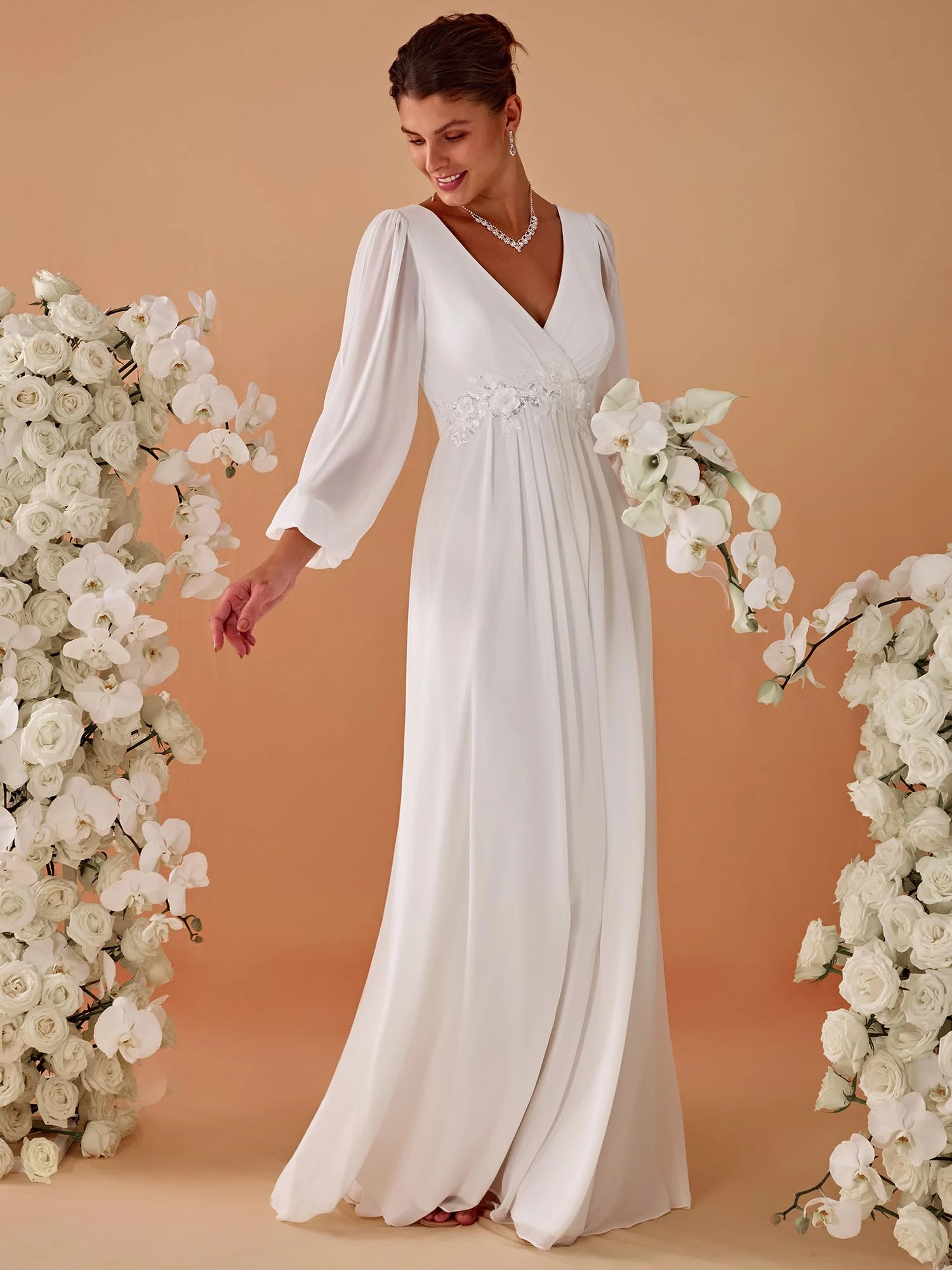 Simple White Bridal Dresses For Women Sexy Deep V-Neck Hollow Long Sleeve Empire Evening Dress Floral Applique Maxi Wedding Gown
Simple White Bridal Dresses For Women Sexy Deep V-Neck Hollow Long Sleeve Empire Evening Dress Floral Applique Maxi Wedding Gown