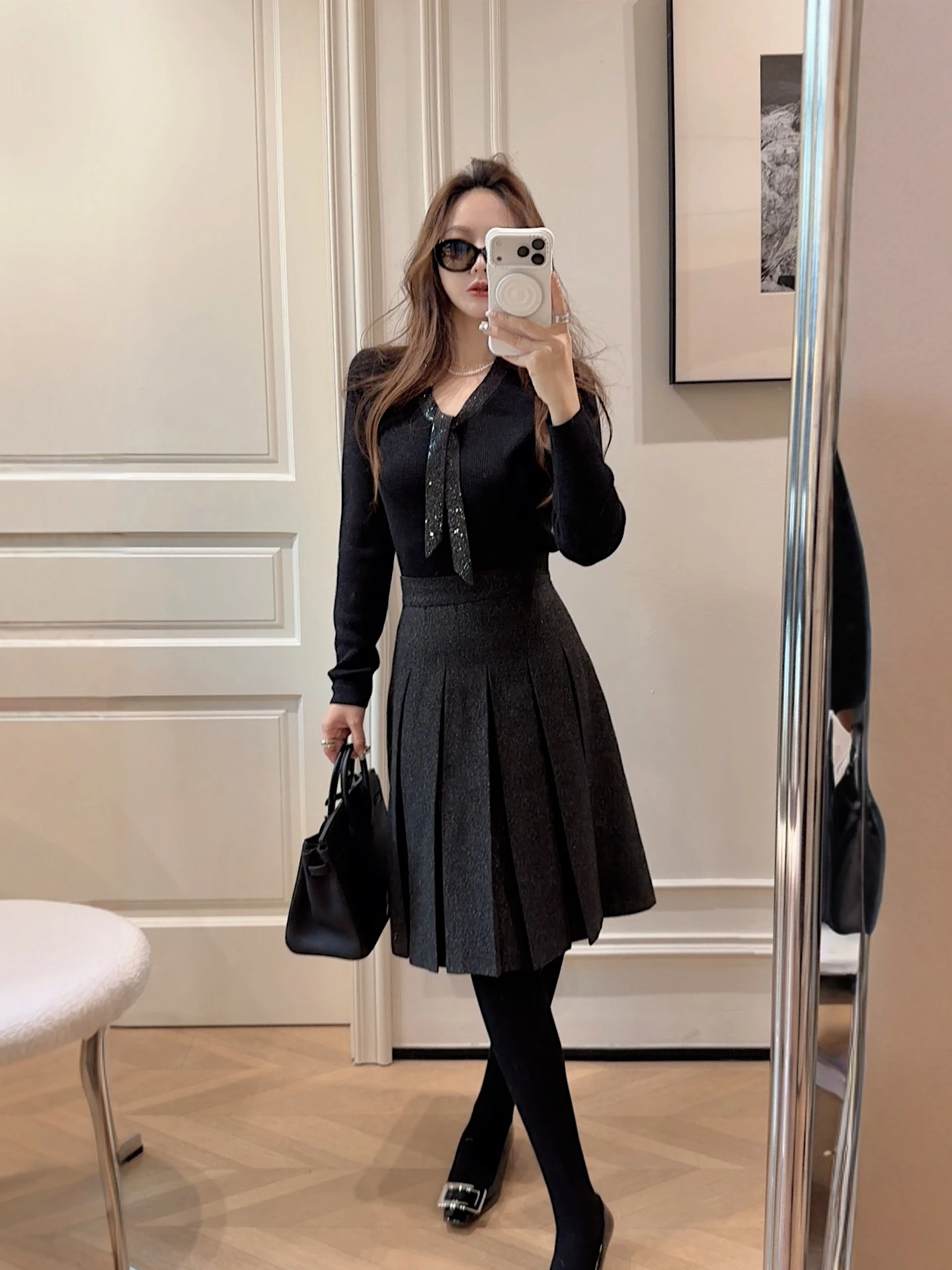 PINZIKO Casual Long Sve Women's Knitted Sweater Wool Blend Loose Fit Comfortable Autumn Winter Faion Rabbits Design Top
PINZIKO Casual Long Sve Women's Knitted Sweater Wool Blend Loose Fit Comfortable Autumn Winter Faion Rabbits Design Top