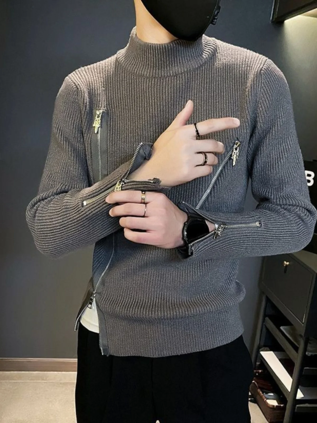 Мужской трикотажный свитер с воротником на молнии, модный дизайн, осень-зима, новинка, повседневная внутренняя одежда, средней толщины, тонкий воротник
Мужской трикотажный свитер с воротником на молнии, модный дизайн, осень-зима, новинка, повседневная внутренняя одежда, средней толщины, тонкий воротник