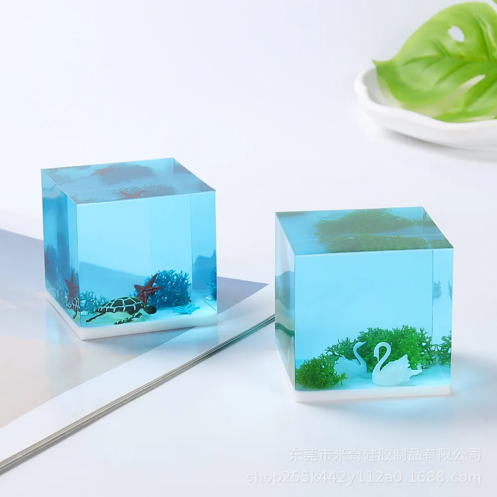 Underwater World Miniature Landscape Resin Lamp Sculpture Set for Aesthetic Home Decoration Handicraft Festival Gift
Underwater World Miniature Landscape Resin Lamp Sculpture Set for Aesthetic Home Decoration Handicraft Festival Gift
