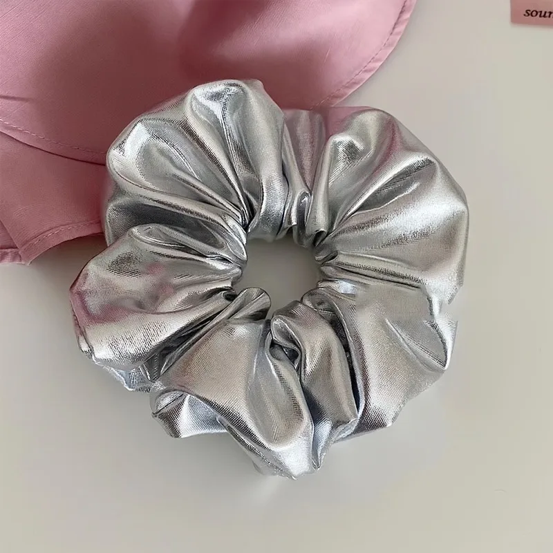 1 piece women's silver faux leather large intestine headband - simple and highly elastic headband for thick hair, solid color fashion hair accessories, headband for thick hair, fashion headband, durable headband
1 piece women's silver faux leather large intestine headband - simple and highly elastic headband for thick hair, solid color fashion hair accessories, headband for thick hair, fashion headband, durable headband
