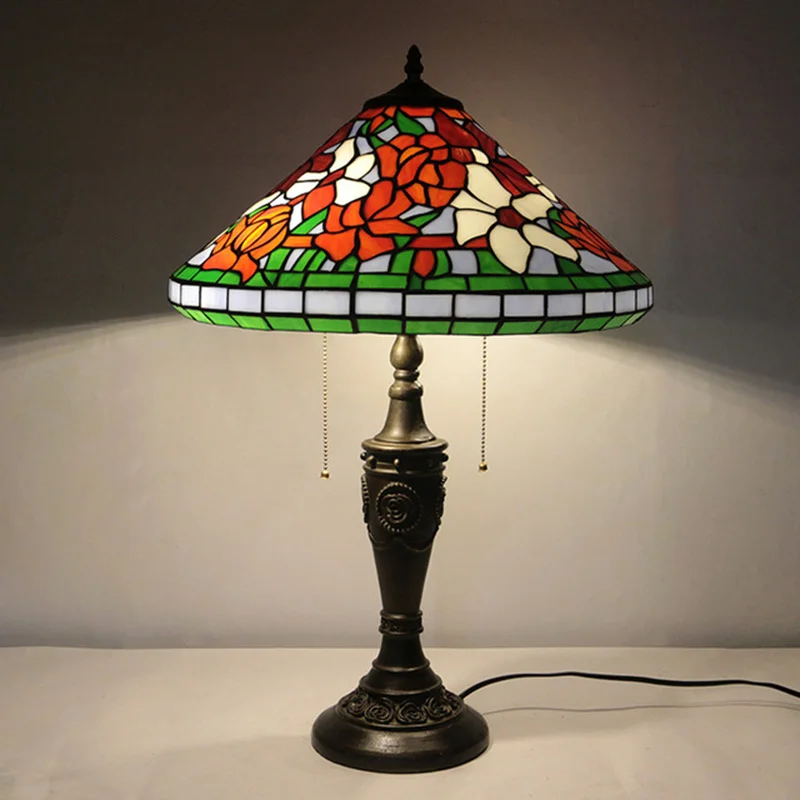 Classic Red Flower Lamp Creative Stained Glass Garden Bedroom Bedside Lamp Resin Simple Art Table Lamp
Classic Red Flower Lamp Creative Stained Glass Garden Bedroom Bedside Lamp Resin Simple Art Table Lamp