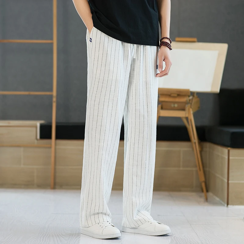 Мужские повседневные брюки в белую полоску, японский ретро-стиль, высококачественные, из тонкого хлопка и льна, прямые, свободные, летние
Мужские повседневные брюки в белую полоску, японский ретро-стиль, высококачественные, из тонкого хлопка и льна, прямые, свободные, летние