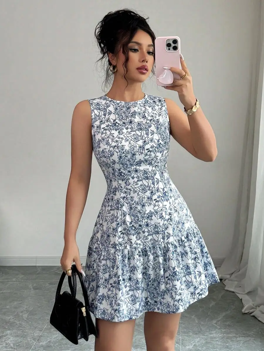 Spring/Summer Blue White Floral Boho French-Style Dress Sleeveless round Neckline Women's Casual Maxi Dress
Spring/Summer Blue White Floral Boho French-Style Dress Sleeveless round Neckline Women's Casual Maxi Dress