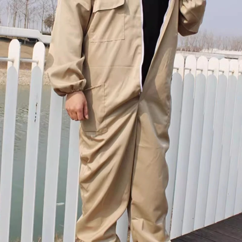 Khaki Beekeeping Suit - Beekeeper's Clothing Equipment Honeybee Overalls Apiculture Costume Tools for Garden Supplies
Khaki Beekeeping Suit - Beekeeper's Clothing Equipment Honeybee Overalls Apiculture Costume Tools for Garden Supplies