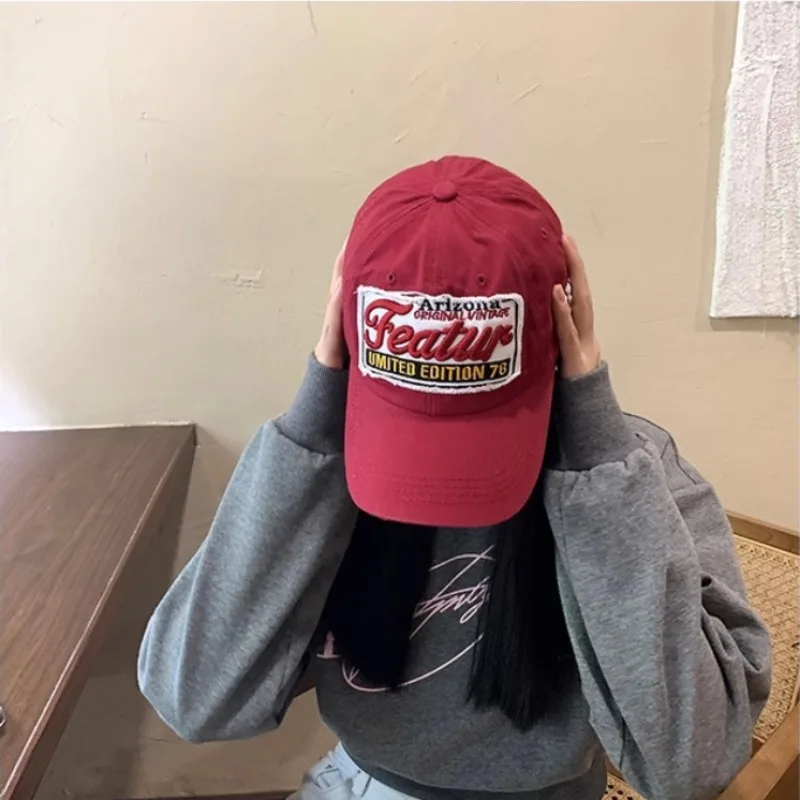 Трехмерная бейсболка с вышивкой букв, универсальная хлопковая бейсболка, уличная защита от солнца и шляпа от солнца
Трехмерная бейсболка с вышивкой букв, универсальная хлопковая бейсболка, уличная защита от солнца и шляпа от солнца