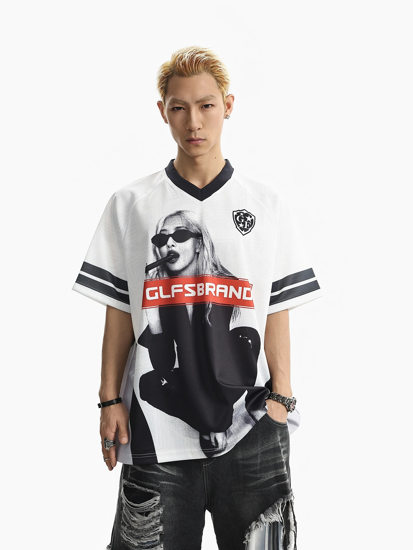BETEBULE American High Street Character Print Color Block V-neck Short Sleeve Men's T-shirt Summer Trend Loose Sports Top
BETEBULE American High Street Character Print Color Block V-neck Short Sleeve Men's T-shirt Summer Trend Loose Sports Top