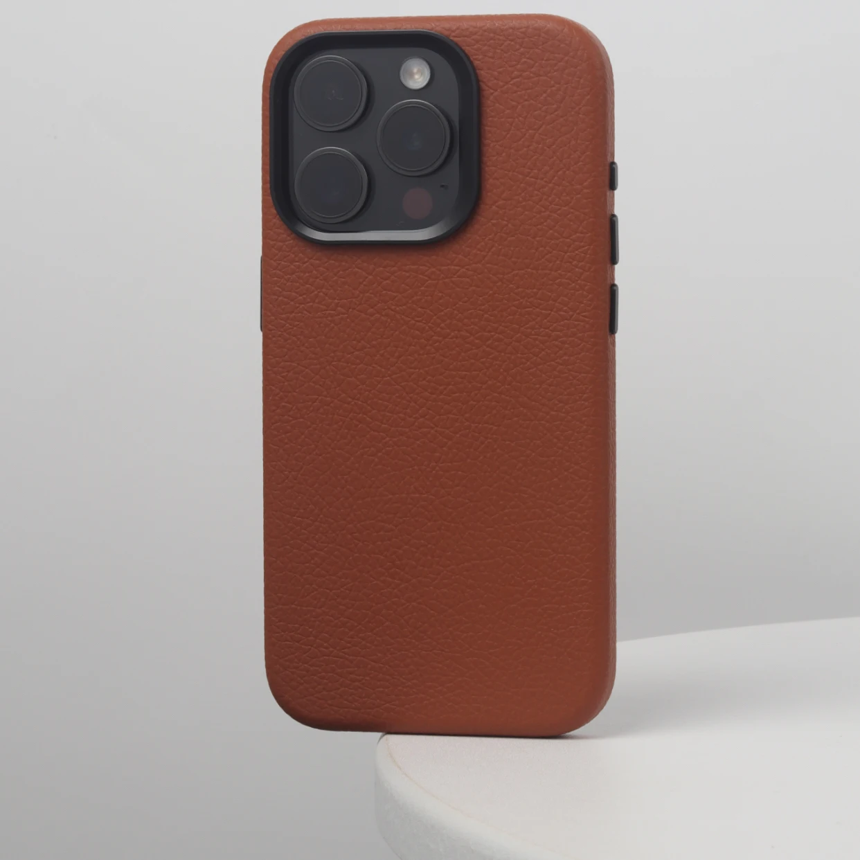 For Iphone 16/15/14/13 Pro Max Phone Case Luxury High-End Retro Litchi Texture Leather Magnetic Charging Shockproof Cover
For Iphone 16/15/14/13 Pro Max Phone Case Luxury High-End Retro Litchi Texture Leather Magnetic Charging Shockproof Cover