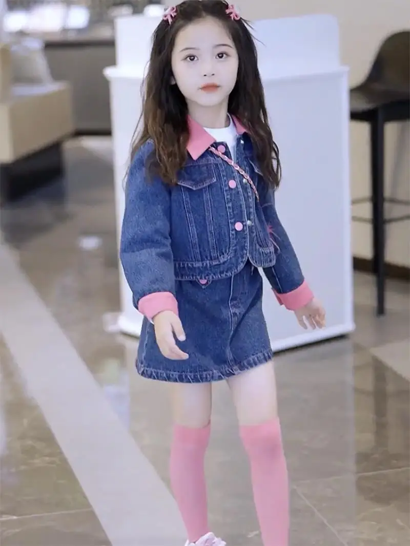 Girl Clothes Suit Girl Denim Set 2023 Autumn New Children Fashion Denim Coat Skirt Two-piece Set Girl Coat and Skirt 2-piece
Girl Clothes Suit Girl Denim Set 2023 Autumn New Children Fashion Denim Coat Skirt Two-piece Set Girl Coat and Skirt 2-piece