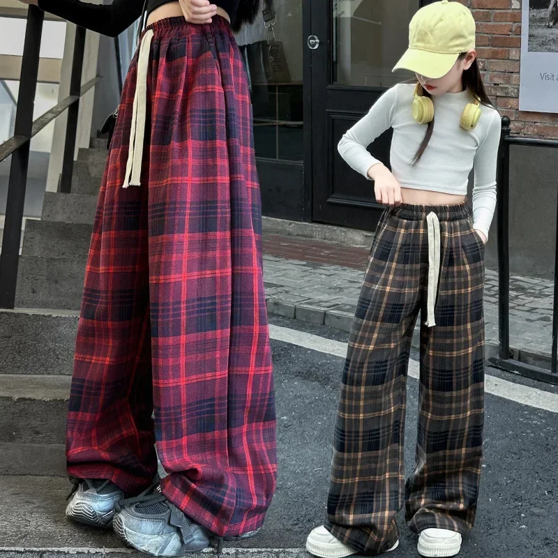 Girls' pants autumn 2024 new casual versatile wide leg pants straight tube loose checkered pants trendy style
Girls' pants autumn 2024 new casual versatile wide leg pants straight tube loose checkered pants trendy style