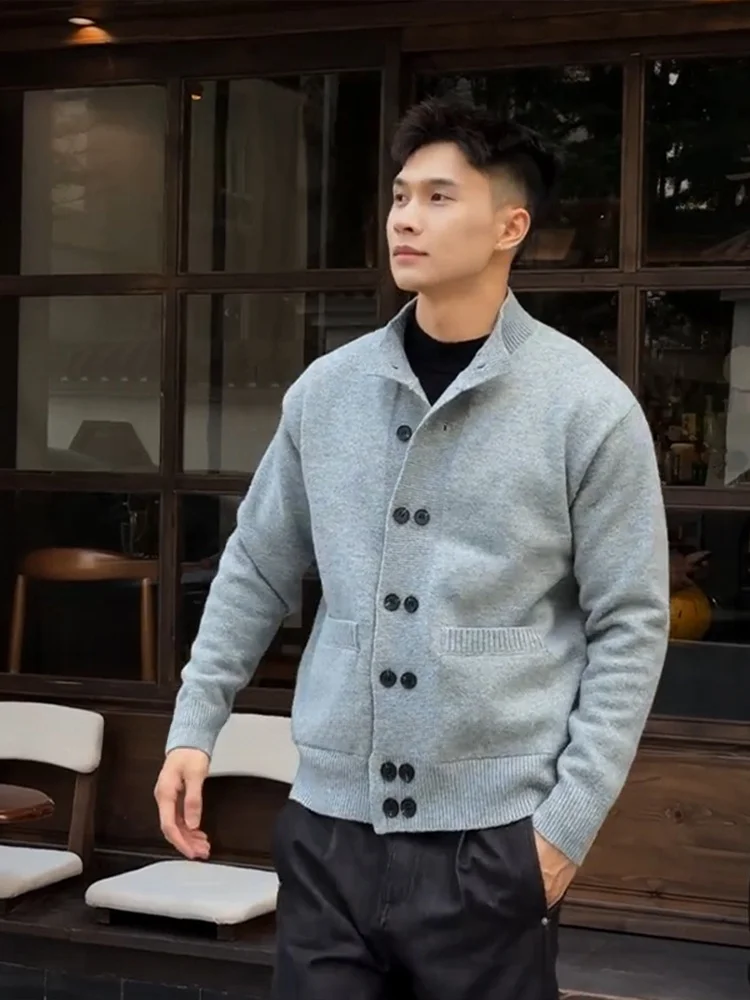 New Double-Row Button Open Cardigan Sweater Men's High-End Lightweight Ele Knitted irt Autumn Winter Layering Out...
New Double-Row Button Open Cardigan Sweater Men's High-End Lightweight Ele Knitted irt Autumn Winter Layering Out...