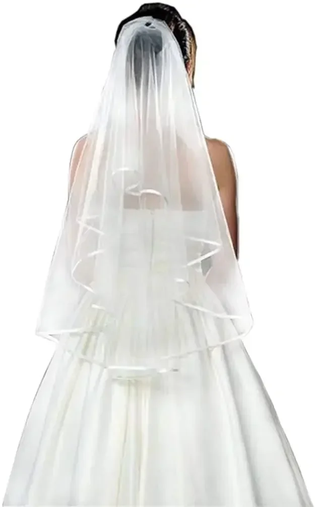 1 Tier Bride Wedding Fingertip Length Short Bridal Tulle Veils with Comb and Cut Edge 2025
1 Tier Bride Wedding Fingertip Length Short Bridal Tulle Veils with Comb and Cut Edge 2025