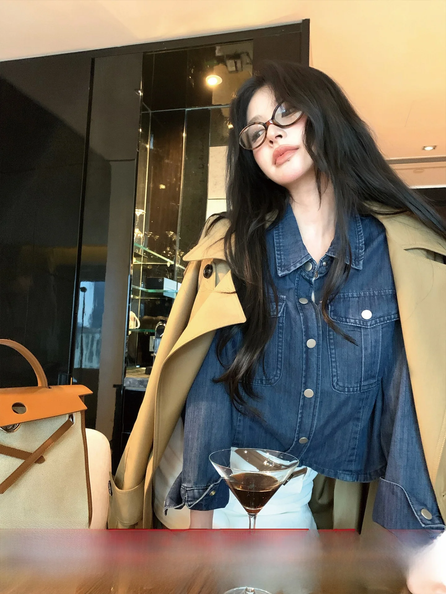 Retro Sle ort Denim Jaet Women's Faion Layering irt Slimming Personali Casual Sle Windproof Polyester Cotton Blend
Retro Sle ort Denim Jaet Women's Faion Layering irt Slimming Personali Casual Sle Windproof Polyester Cotton Blend