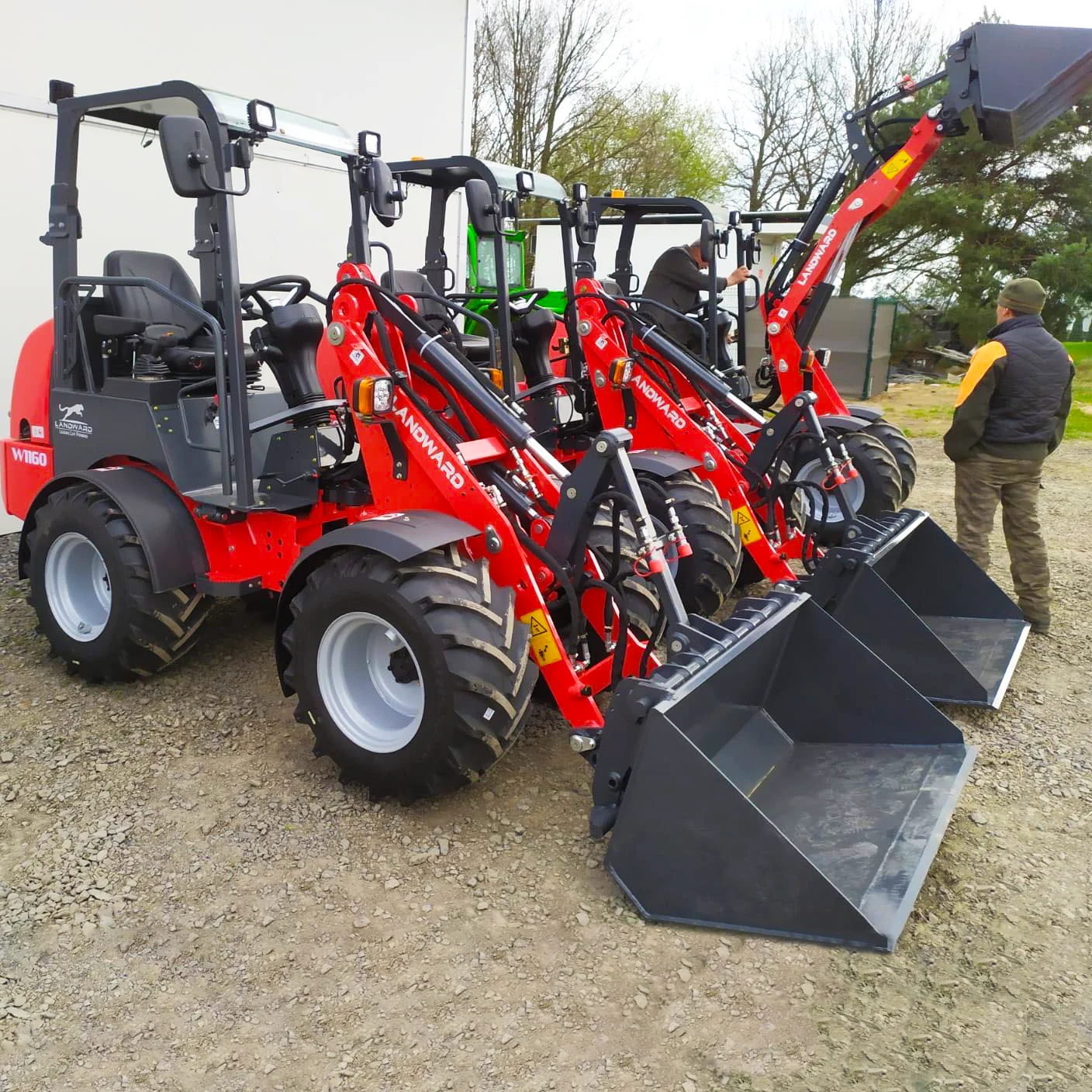 Kubota Diesel Loader Hot Sale 4WD Project Use Loading Machinery All Terrain Off-Road Small Loader CE Euro 5 Wholesale Customized
Kubota Diesel Loader Hot Sale 4WD Project Use Loading Machinery All Terrain Off-Road Small Loader CE Euro 5 Wholesale Customized
