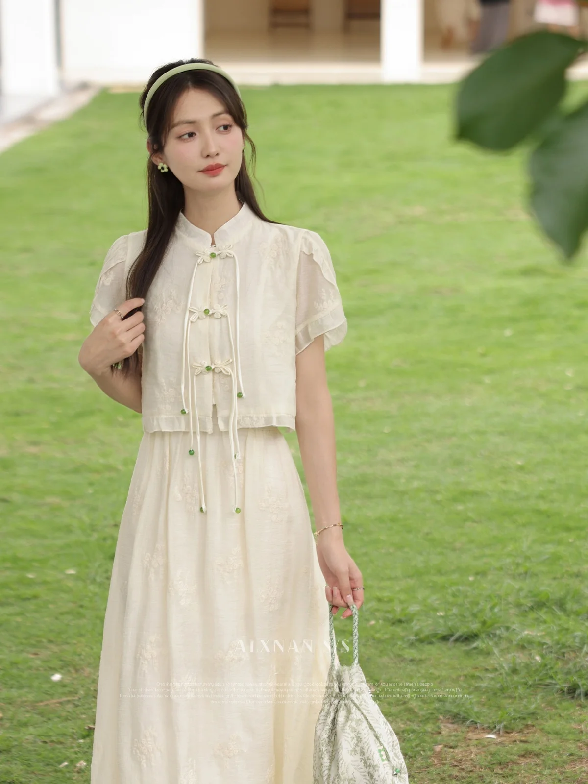 Новая китайская юбка с дизайном Sle Dr'Percy Estate от Lu Xiang Nan, лето 2025, комплект из полиэстера Faion
Новая китайская юбка с дизайном Sle Dr'Percy Estate от Lu Xiang Nan, лето 2025, комплект из полиэстера Faion