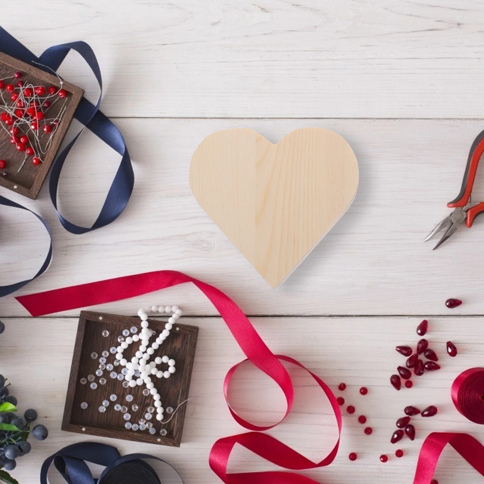 2 шт. деревянные шкатулки для драгоценностей в форме сердца, органайзеры для хранения, декоративные маленькие портативные чехлы для хранения ювелирных изделий, подарков, домашнего офиса
2 шт. деревянные шкатулки для драгоценностей в форме сердца, органайзеры для хранения, декоративные маленькие портативные чехлы для хранения ювелирных изделий, подарков, домашнего офиса