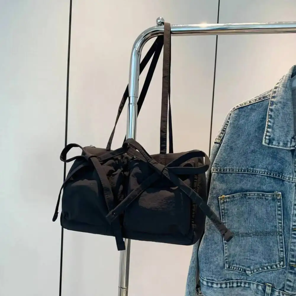Lightweight Casual Nylon Shoulder Unique Fresh Gentle Bow Design Travel Solid Color Soft Large Capacity Women's Tote Bag
Lightweight Casual Nylon Shoulder Unique Fresh Gentle Bow Design Travel Solid Color Soft Large Capacity Women's Tote Bag