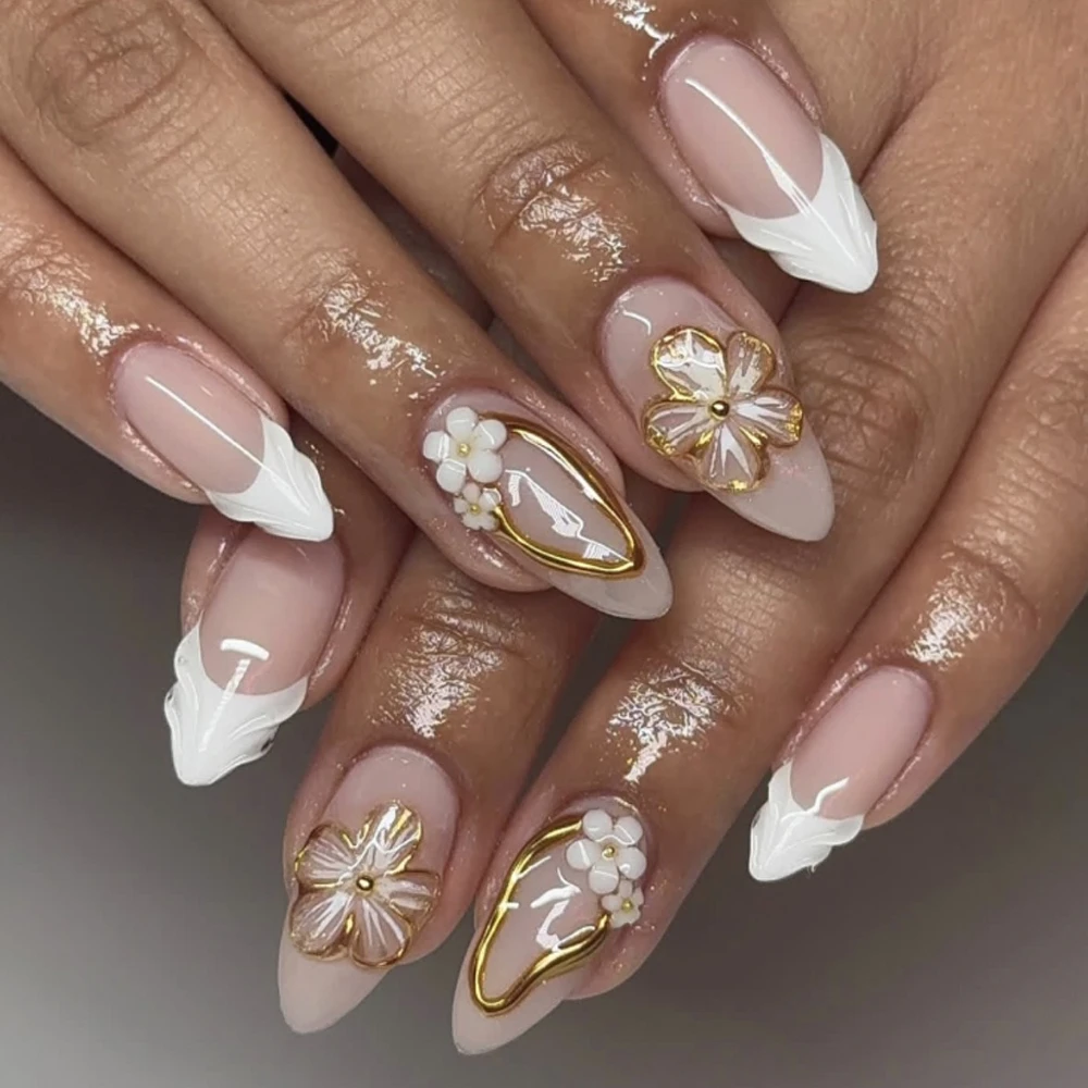 3D Gold Edge Flowers Metal Bead Wearable Nail Art Almond White French False Nails Detachable Finished Fake Nails Press on Nails
3D Gold Edge Flowers Metal Bead Wearable Nail Art Almond White French False Nails Detachable Finished Fake Nails Press on Nails