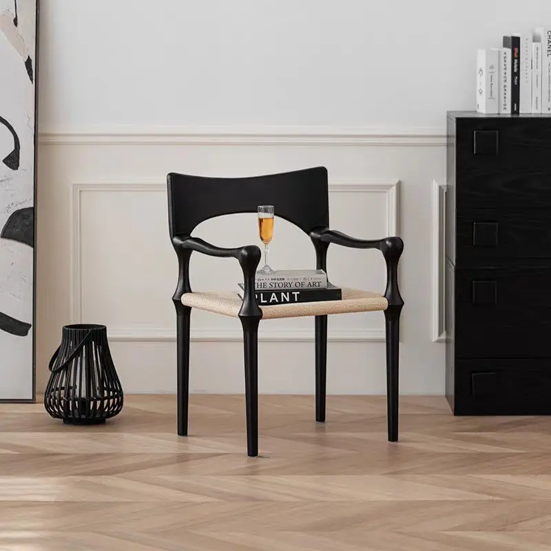 Artistic Vintage Armchair: Mid-Century Solid Wood Dining Chair with Sleek Black Backrest | Minimalist Design for Home Relaxation
Artistic Vintage Armchair: Mid-Century Solid Wood Dining Chair with Sleek Black Backrest | Minimalist Design for Home Relaxation