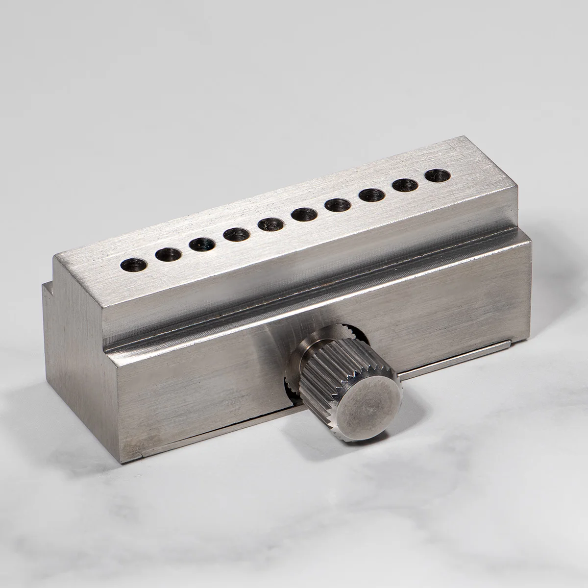 Высококачественные инструменты для часов, инструменты для крепления деталей часов, затяжка колес для изготовления деталей часов
Высококачественные инструменты для часов, инструменты для крепления деталей часов, затяжка колес для изготовления деталей часов