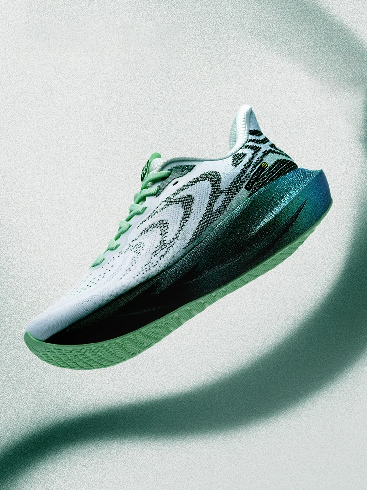 Обувь унисекс для ходьбы и бега. Удобные, универсальные и прочные спортивные кроссовки. Удобная спортивная обувь.
Обувь унисекс для ходьбы и бега. Удобные, универсальные и прочные спортивные кроссовки. Удобная спортивная обувь.