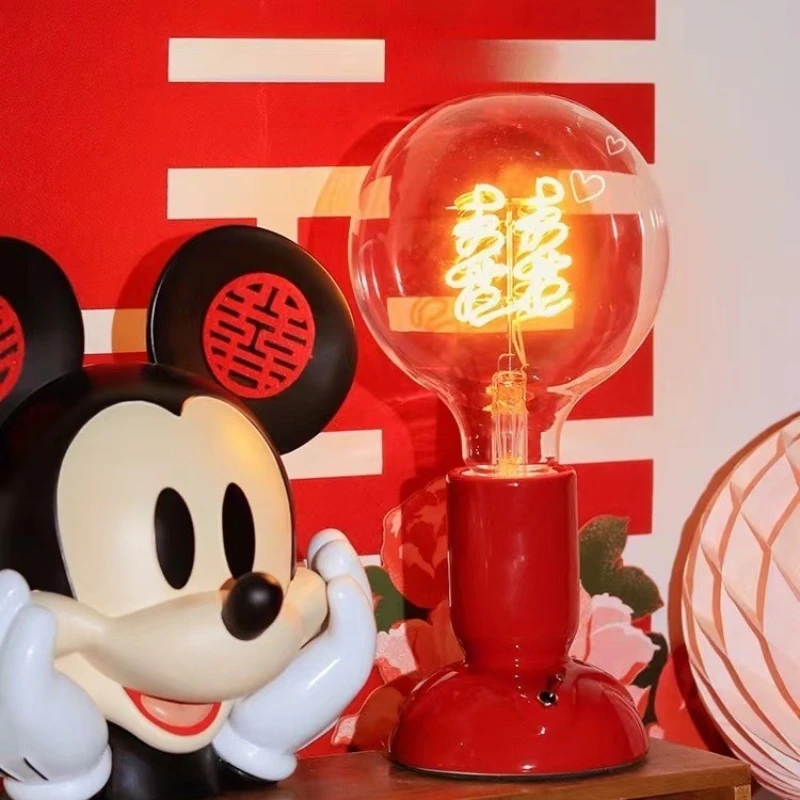 Four-leaf clover happy word lamp wedding gift for newcomers desk lamp bedside bedroom wedding lamp
Four-leaf clover happy word lamp wedding gift for newcomers desk lamp bedside bedroom wedding lamp