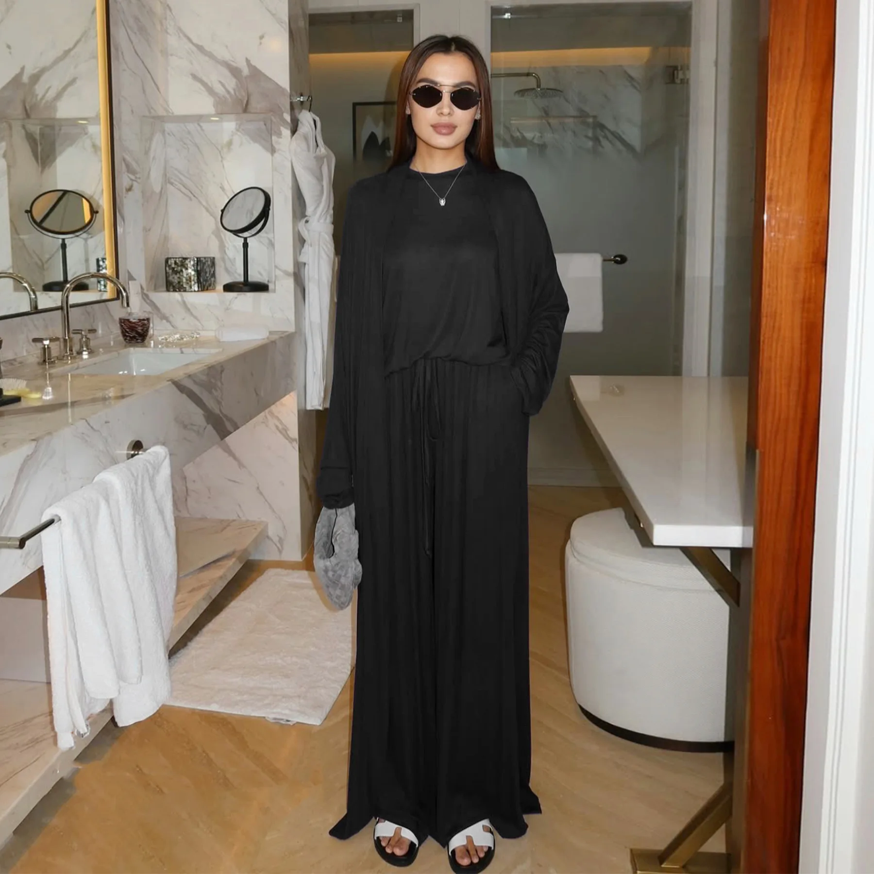 Мусульманский комплект Ид для женщин, длинный кардиган, кимоно, топы, брюки, Дубайский кафтан, костюм Абая, скромная исламская одежда, ансамбли для Рамадана
Мусульманский комплект Ид для женщин, длинный кардиган, кимоно, топы, брюки, Дубайский кафтан, костюм Абая, скромная исламская одежда, ансамбли для Рамадана