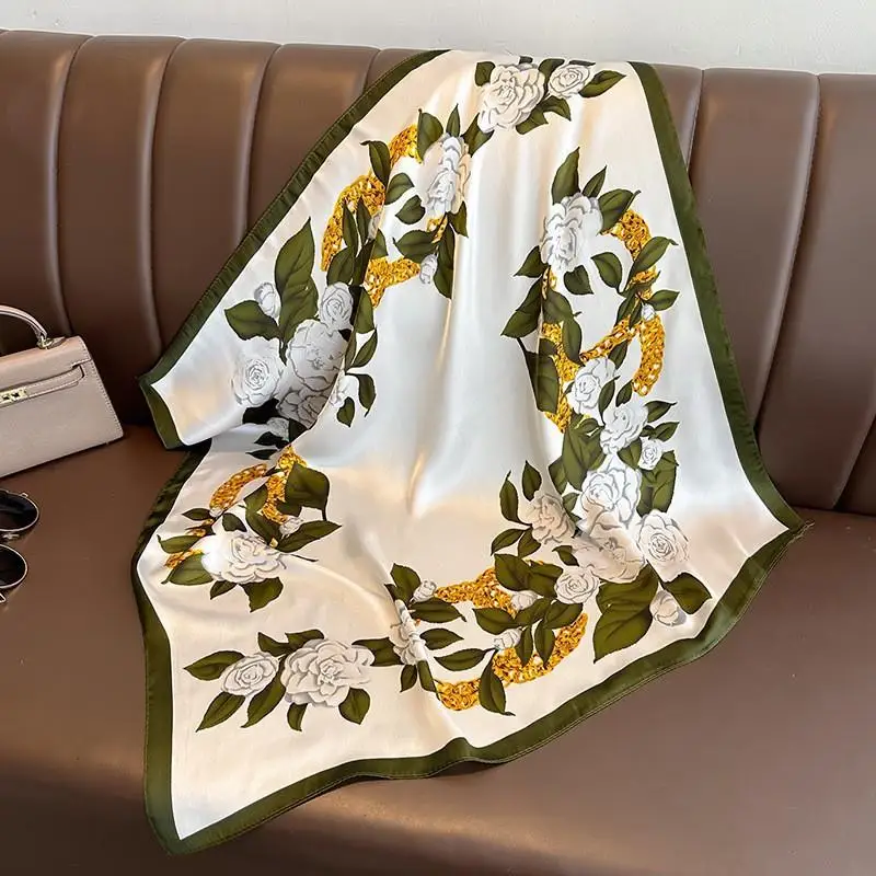 Elegant Women's Silk Scarf Decorative Small Square Warmth Retention Professional Style Korean New Autumn Winter Hairband
Elegant Women's Silk Scarf Decorative Small Square Warmth Retention Professional Style Korean New Autumn Winter Hairband