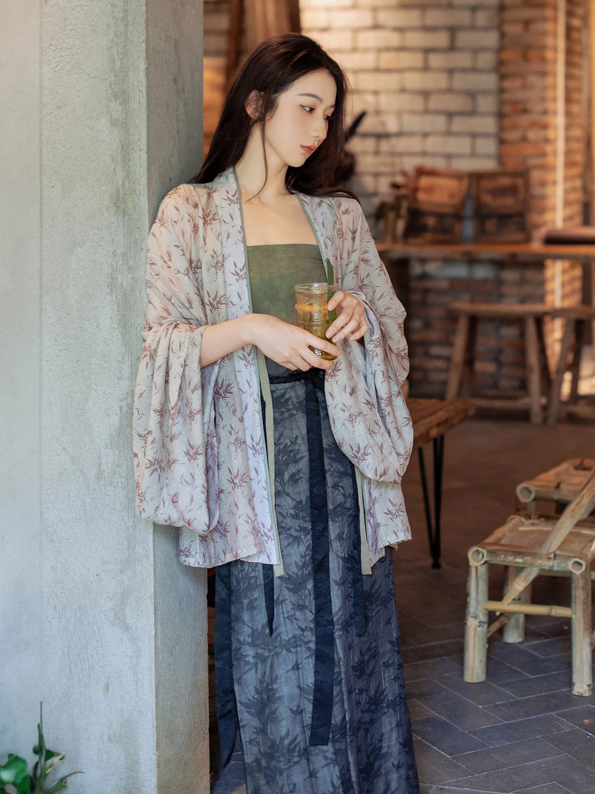 Original Hanfu Set with Sling Strap Festival Theme Bamboo Node Lyrics Design Northern Wei Northern Qi Song Dynas Pants Skirt
Original Hanfu Set with Sling Strap Festival Theme Bamboo Node Lyrics Design Northern Wei Northern Qi Song Dynas Pants Skirt