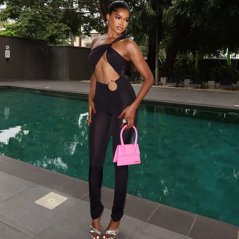 Hot Girl Slim Jumpsuits Women Sexy Irregular Hollow Out Metal Ring Slant Collar Sleeveless Jumpsuit Fashion Streetwear Jumpsuit
Hot Girl Slim Jumpsuits Women Sexy Irregular Hollow Out Metal Ring Slant Collar Sleeveless Jumpsuit Fashion Streetwear Jumpsuit